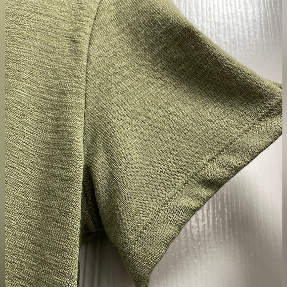 Aritzia | Tee - Jersey Knit - Picture 4 of 7